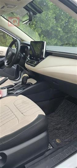 تۆیۆتا کۆرۆلا